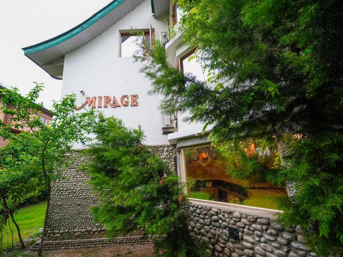 Hotel Mirage Srīnagar Exterior foto